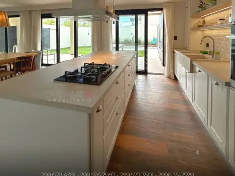 Casa en Venta de 4 dormitorios