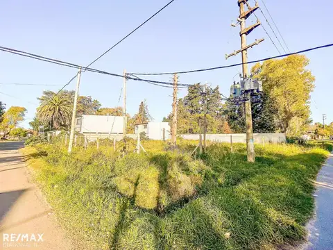 Calle 461 b esquina 13 C 100