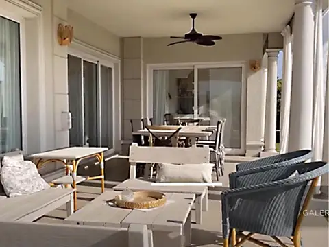 Casa en Venta en Pilar del Este - Los Jazmines, USD 449.000