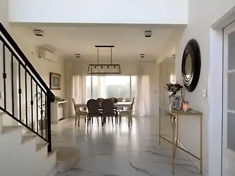 Casa en Venta al Noreste
