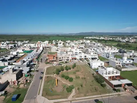 Lotes Colindantes en venta - Docta Central