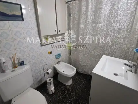 Casa 4 ambientes con 1 baño