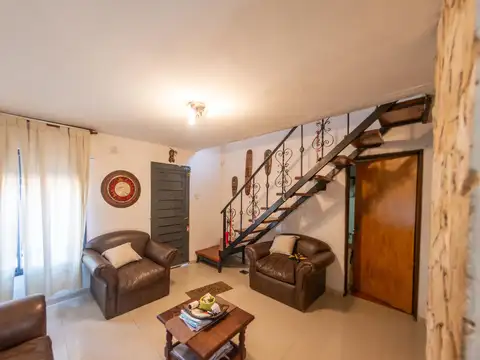 Venta casa 4 dormitorios en yofre sur