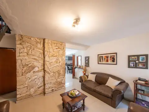 Venta casa 4 dormitorios en yofre sur