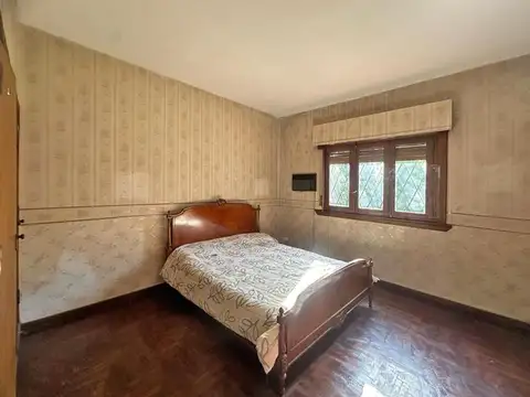 Casa en Alquiler con 1 cochera