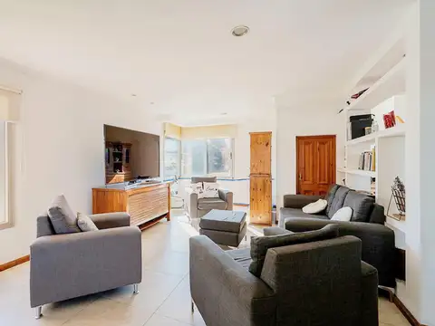 Casa en Venta al Este
