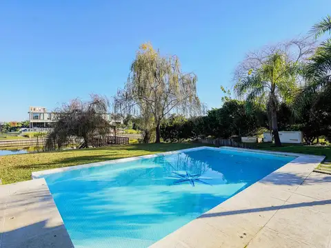 VENTA CASA 5 AMBIENTES EN SAN BENITO VILLANUEVA CON SALIDA AL RIO