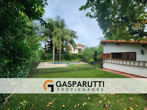 Casa 4 ambientes con 3 baños
