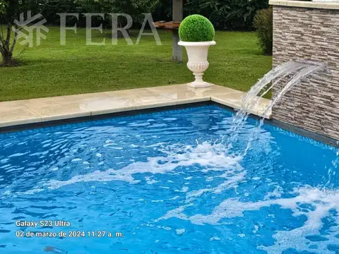 Venta Casa Quinta 3 ambientes con piscina, quincho y parrilla en El Pato