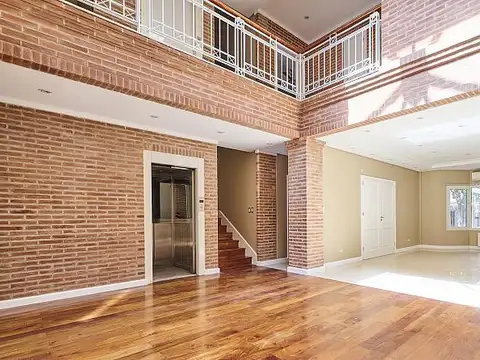 Casa en Venta en Urquiza R, USD 950.000