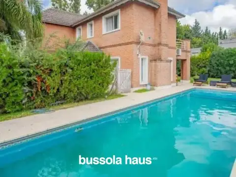 Casa en Venta de 4 dormitorios