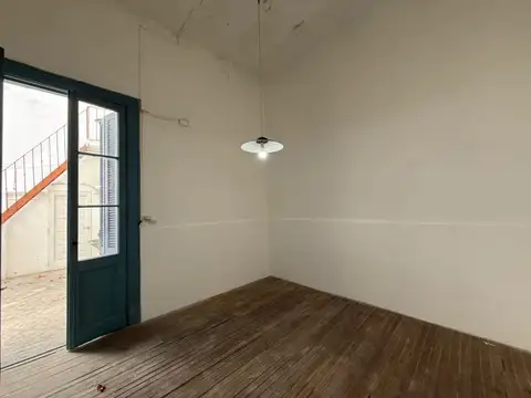 Depto Tipo Casa 2 ambientes con 1 baño