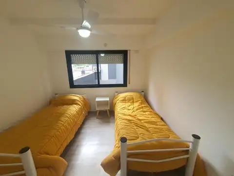 Vera Mujica 1200, Piso 1°