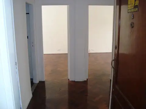 Gral Juan Jose Viamonte 1600