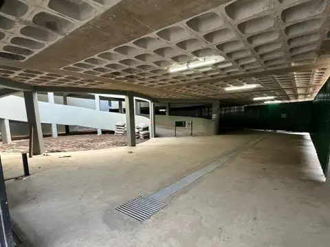 Venta Cochera en Paseo del molino