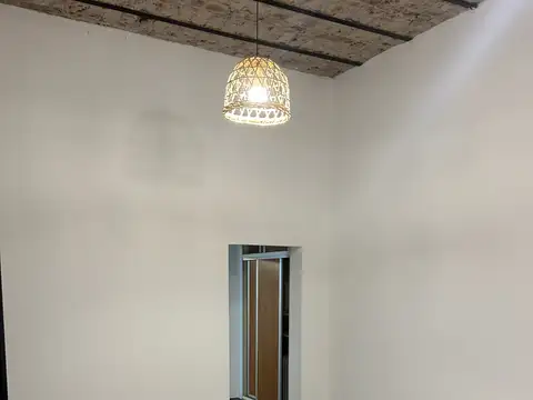 Depto Tipo Casa 2 ambientes con 1 baño