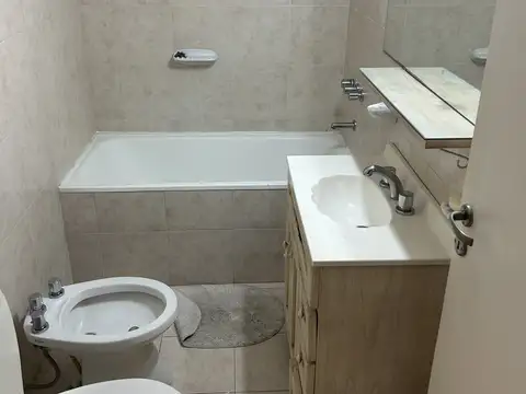 PH SIN EXP. 2 AMB, APTO PROFESIONAL. PATIO, RECICLADO A NUEVO  ,