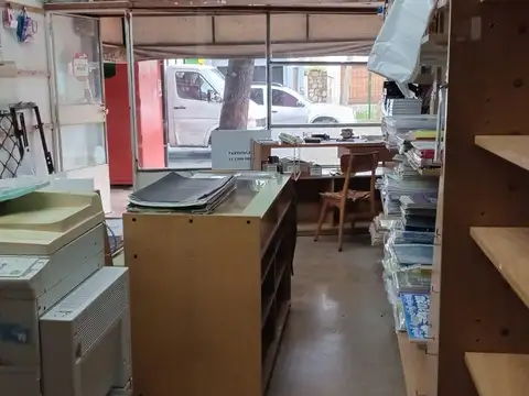 Local en Alquiler en Olivos, $ 690.000