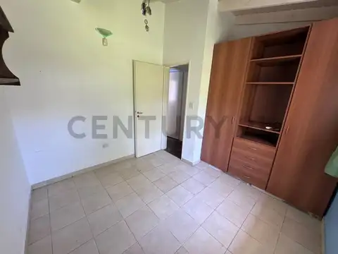 480 bis entre 25 y 26 , Piso 0