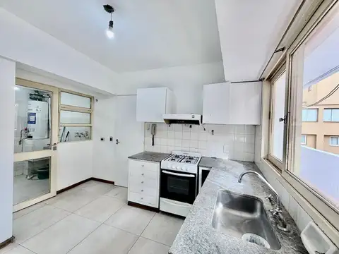 DEPARTAMENTO EN PLENA CAPITAL, DOS HABITACIONES