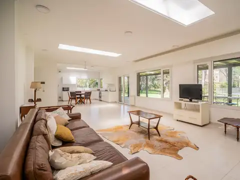 Casa Unica en VENTA en  Escobar