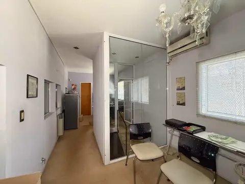 GALPON EN VENTA BERISSO + OFICINAS  INGRESO CAMION