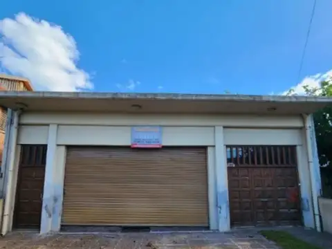 Chalet 3 ambientes con garage