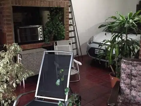 Casa en Venta en Monte Grande, USD 200.000