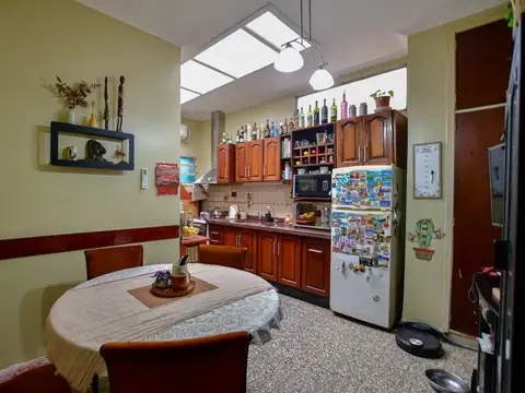 Casa 5 ambientes con 1 baño