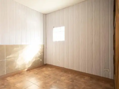 Departamento PH en Alquiler de 2 ambientes en Martinez | Por escalera con Patio