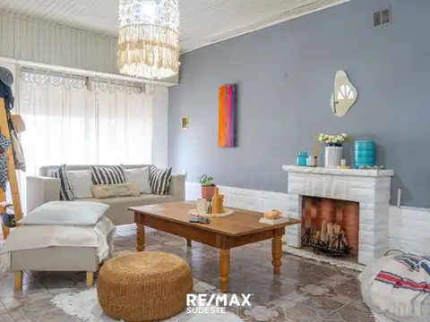 Casa 3 ambientes con 1 baño