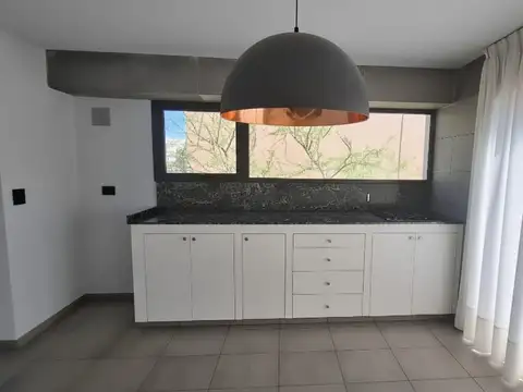 Las Cañitas 100