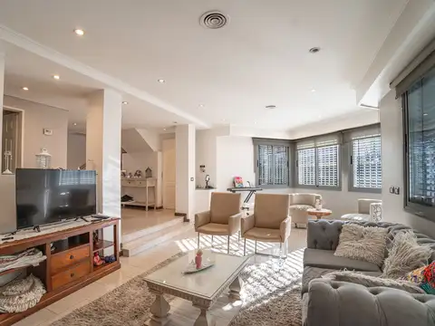 Casa en Venta en Caseros, USD 290.000