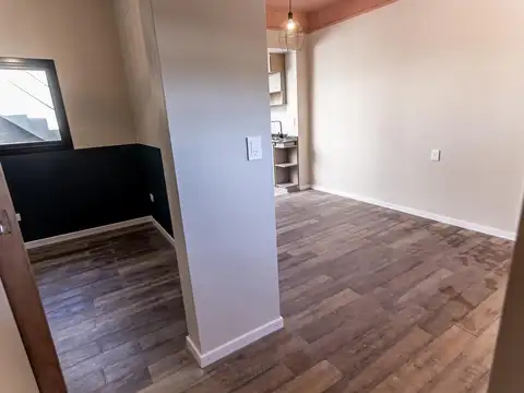 Casa 2 ambientes con 1 baño
