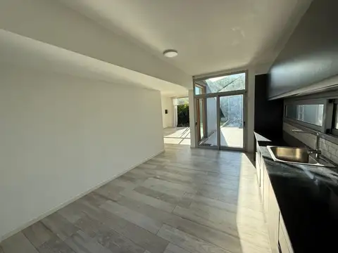 Casa en Alquiler en Manuel B Gonnet, $ 2.000.000