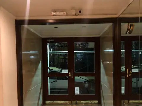 DEPARTAMENTO DE 3 AMBIENTES. PLANTA BAJA. 2 PATIOS. LUMINOSO