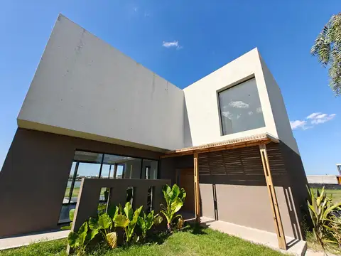 Casa en Venta en San Sebastian, USD 275.000