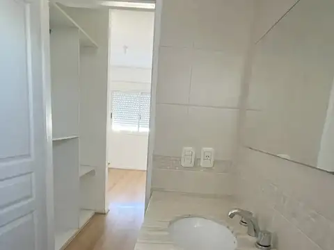 Departamento en Venta al Noreste