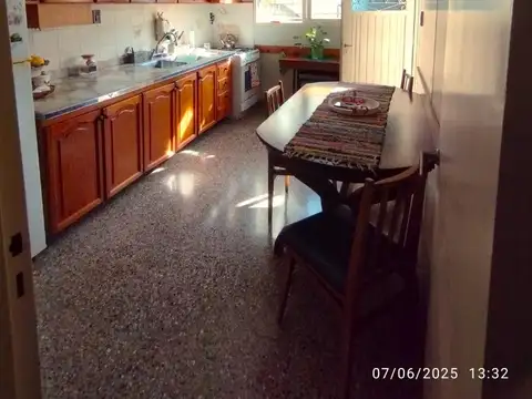 Depto Tipo Casa 2 ambientes con 1 baño