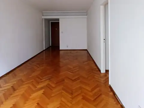 Av Sta Fé 3300, Piso 4