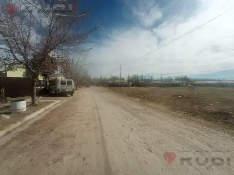 Terreno en Venta en Cinco Saltos, USD 12.000