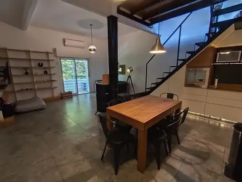 Depto Tipo Casa en Venta de 3 dormitorios