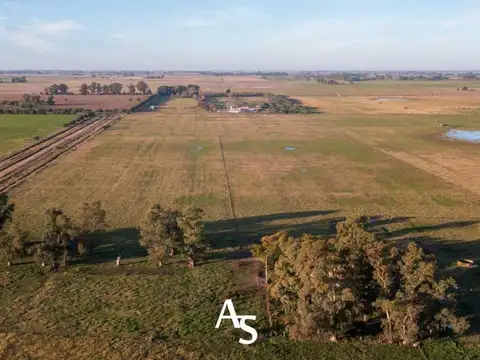 Campo en Venta con Alambrado