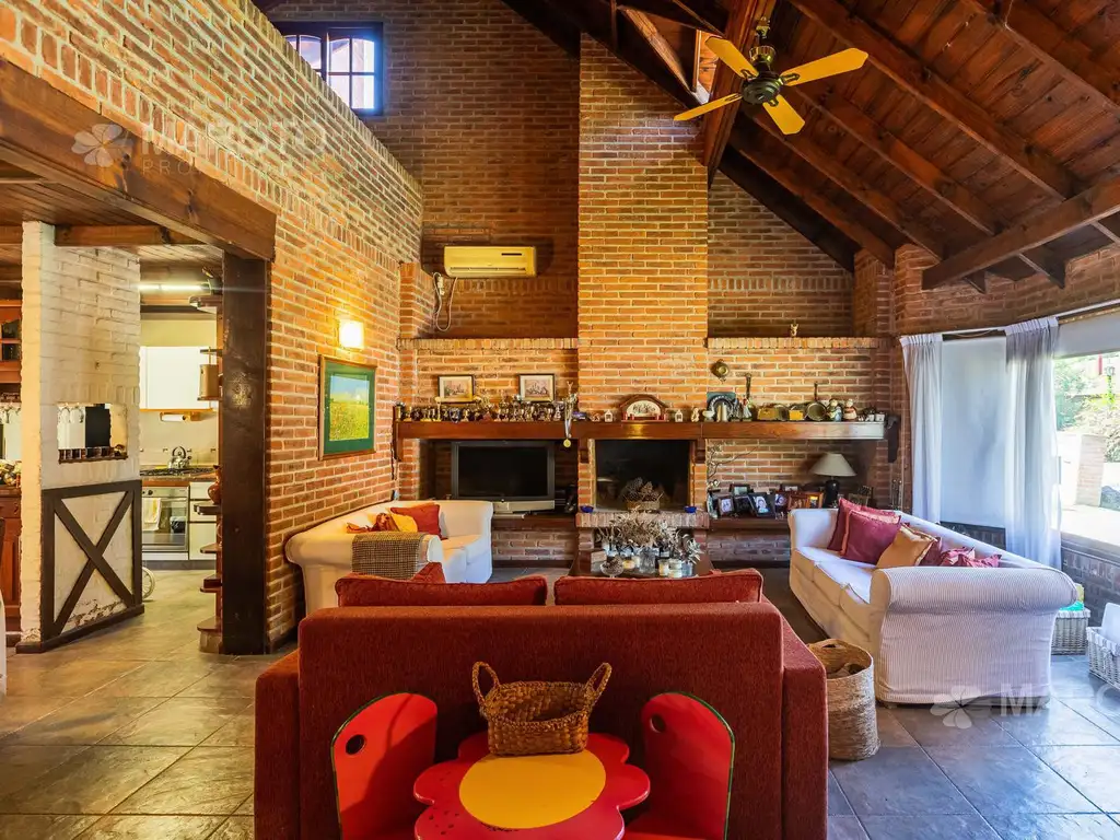 Casa en Venta de 230,0 m2