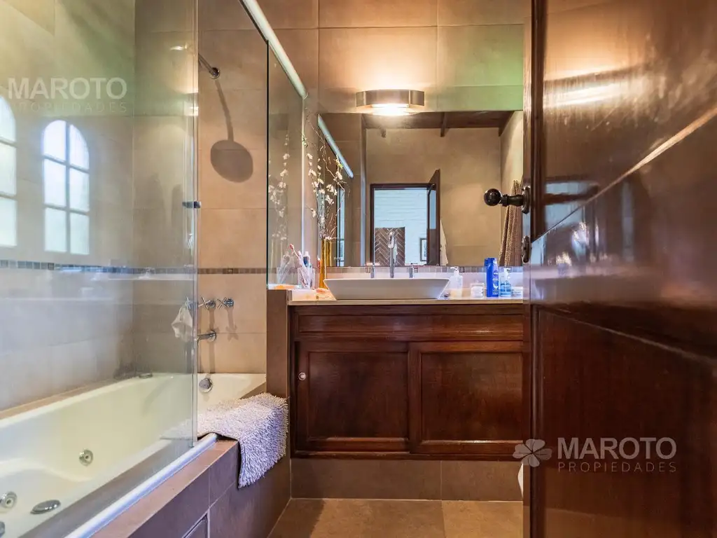 CASA EN VENTA EN LOS HORNEROS C.C CON CUATRO DORMITORIOS - MAROTO PROPIEDADES - Foto 33