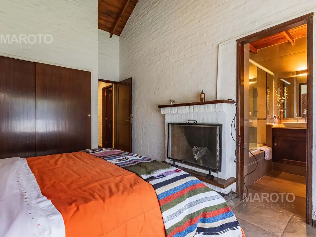CASA EN VENTA EN LOS HORNEROS C.C CON CUATRO DORMITORIOS - MAROTO PROPIEDADES - Foto 32