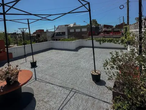 Macedonio Fernandez e/ Agustin Levaggi y Sargento Cabral