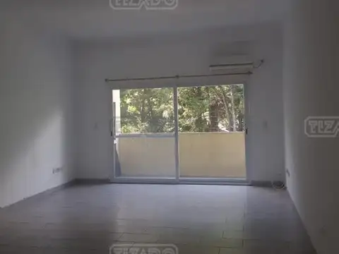 Departamento en Alquiler con 1 cochera