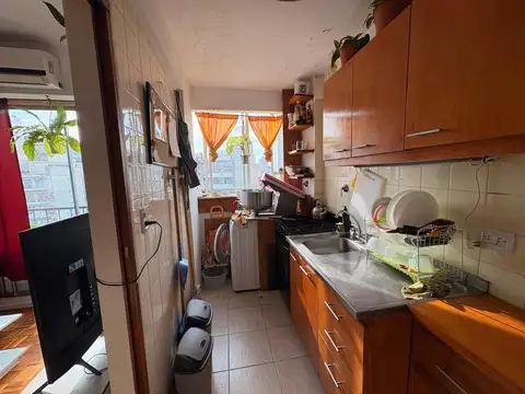VENTA 3 AMBIENTES LUMINOSO PISO ALTO