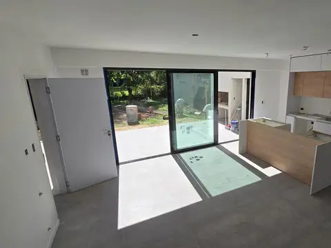 Casa en Funes de tres dormitorios y tres baños